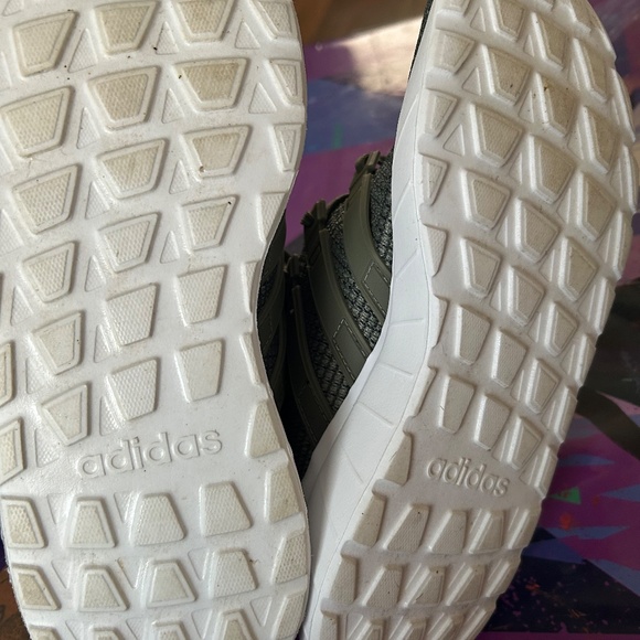 Adidas - Picture 4 of 4